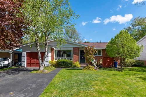 49 Birkdale Cres, Halifax, NS, B3M1H4 | Card Image