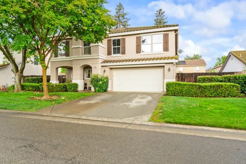 4253 Narraganset Way, Mather, CA, 95655-3012 | Card Image