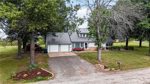 23900 W 289th Ter, Paola, KS, 66071-5630 | Card Image