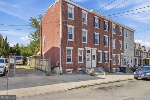 825 George St, NORRISTOWN, PA, 19401-3732 | Card Image