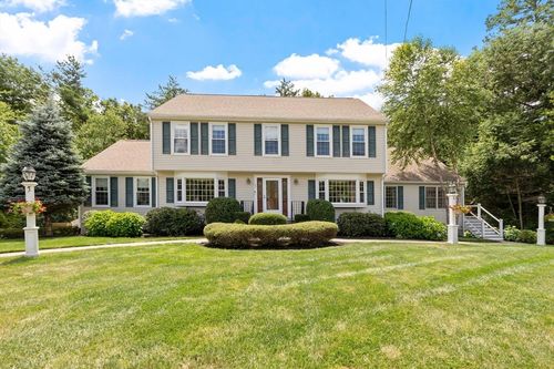 60 Wescott Cir, Tewksbury, MA, 01876-3584 | Card Image