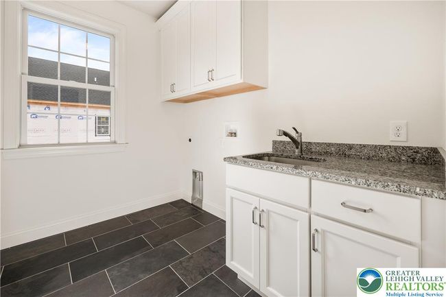 4276 Stonebridge Dr, House other with 3 bedrooms, 2 bathrooms and null parking in Bethlehem PA | Image 24