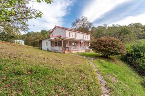 322 Wilson Rd, Mount Morris, PA, 15349-3396 | Card Image