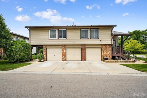 unit-1-1316 Kingsbury Dr, Hanover Park, IL, 60133-7340 | Card Image