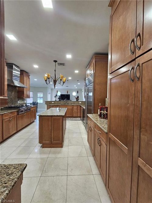 41 33rd Ave, Naples, FL, 34120-1872 | Card Image