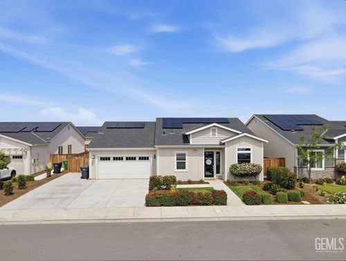 9406 Hill Springs Ln, Shafter, CA, 93263-9489 | Card Image