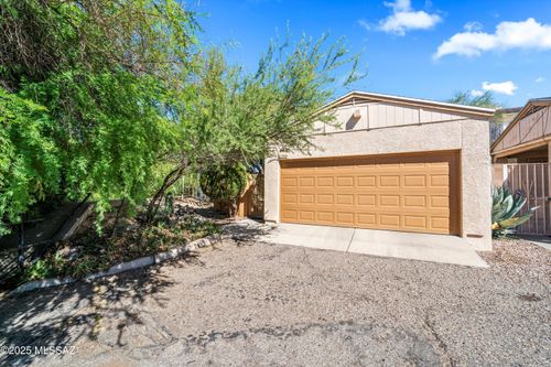 2596 N Ironwood Ridge Dr, Tucson, AZ, 85745-1077 | Card Image