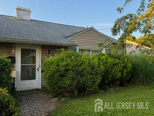 5 Fitch Rd, Edison, NJ, 08817-4008 | Card Image