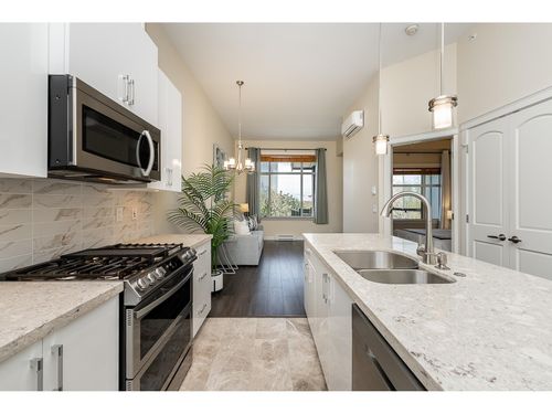 601-8558 202b St, Langley, BC, V2Y3L4 | Card Image