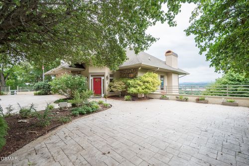 234 Timberlodge Ln, Sevierville, TN, 37862-4529 | Card Image