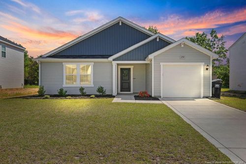 250 Melbourne Dr, Raeford, NC, 28376-4509 | Card Image