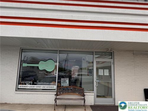 3115 W Tilghman Street, South Whitehall Twp, PA, 18104 | Card Image