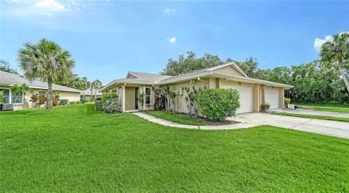 18-5689 Evergreen Dr, Sarasota, FL, 34233-1649 | Card Image