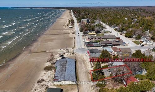 9 Lakeshore Blvd S, Sauble Beach, ON, N0H2G0 | Card Image