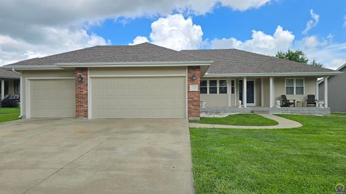 4148 Sw Moundview Dr, Topeka, KS, 66610 | Card Image