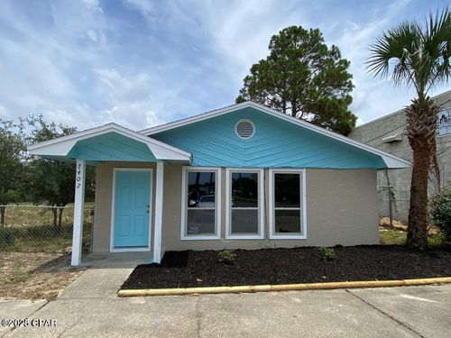 7402 Thomas Dr, Panama City Beach, FL, 32408-7584 | Card Image