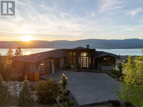 105-5650 The Edge Pl, Kelowna, BC, V1W5M4 | Card Image