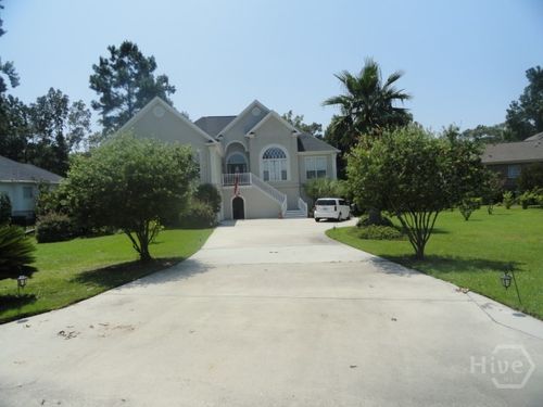 186 Sterling Woods Dr, Richmond Hill, GA, 31324-4344 | Card Image