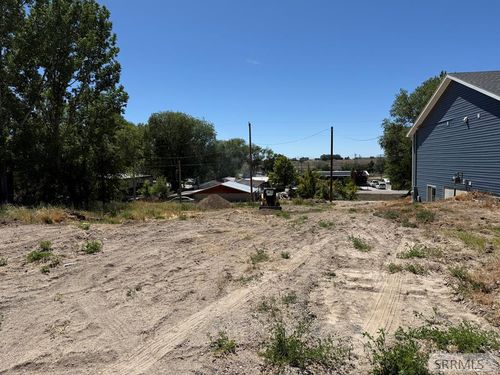 TBD S Arthur Street, American Falls, ID, 83211 | Card Image