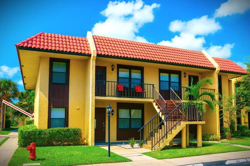 101-5975 Forest Hill Blvd, West Palm Beach, FL, 33415-5569 | Card Image