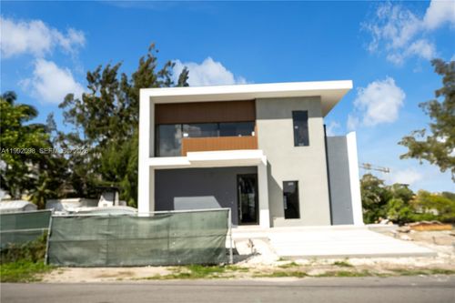 201 Nw 14th Way, Dania Beach, FL, 33004-2617 | Card Image