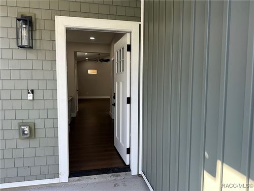 6376 W Flanders Ln, Crystal River, FL, 34429-5633 | Card Image