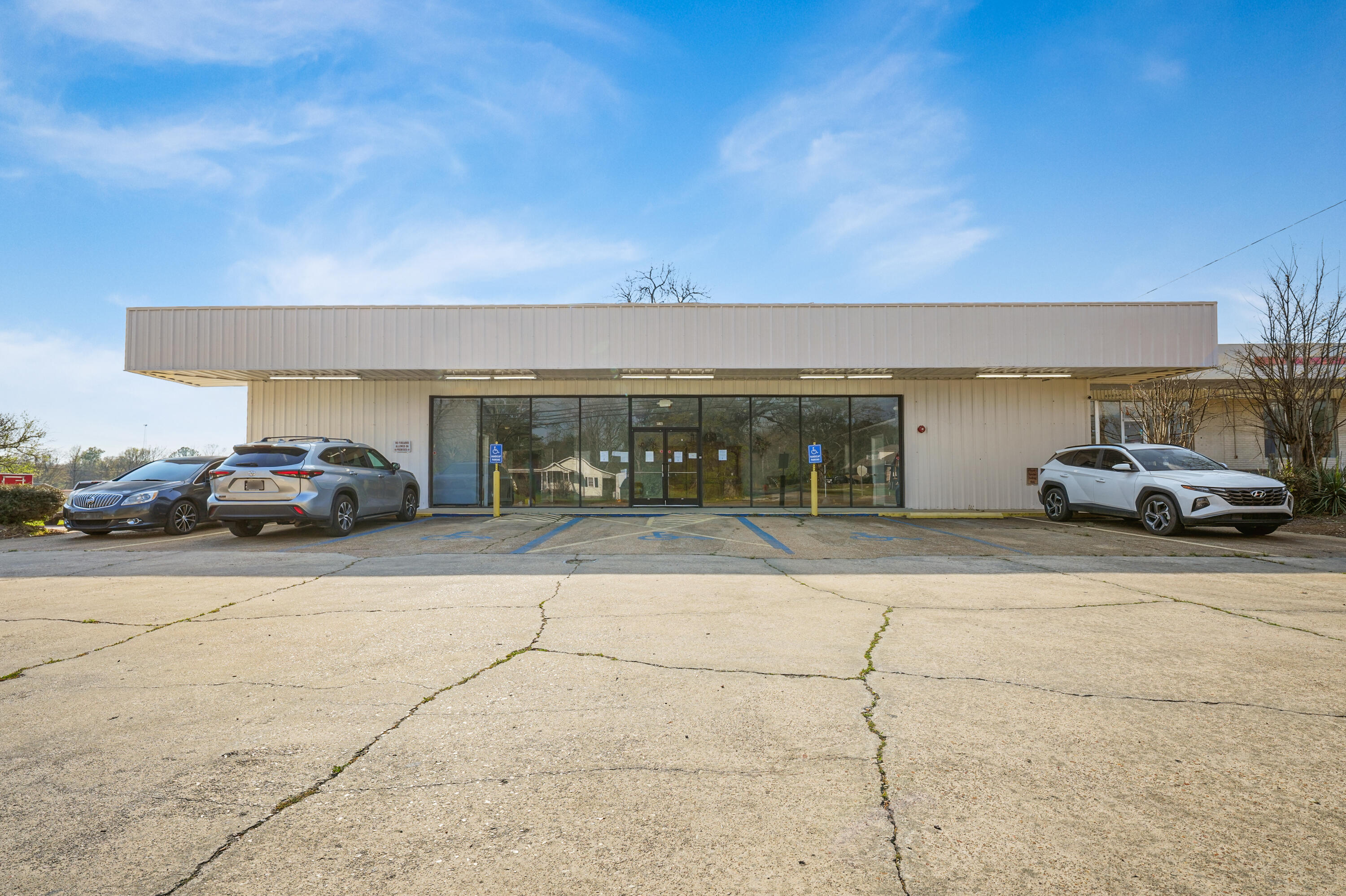 Commercial Sale in Verona