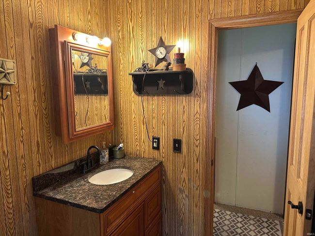 6577 S Fowler Rd, House other with 3 bedrooms, 2 bathrooms and null parking in Bloomfield IN | Image 12