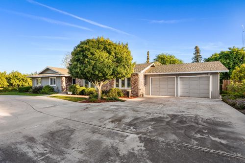 1360 Crawford Road, Modesto, CA, 95357 | Card Image