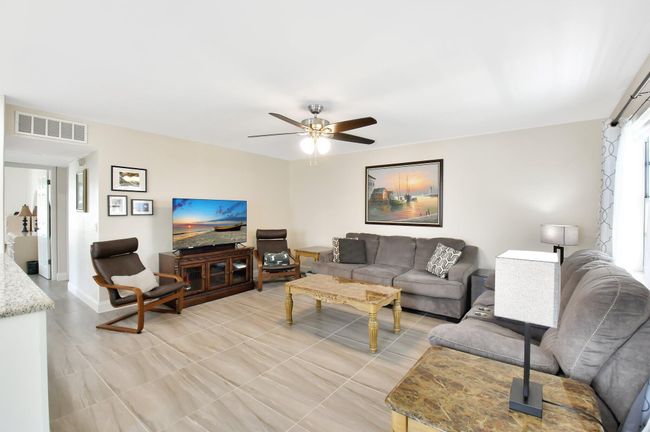 413 Normandy I, Condo with 2 bedrooms, 2 bathrooms and null parking in Delray Beach FL | Image 4