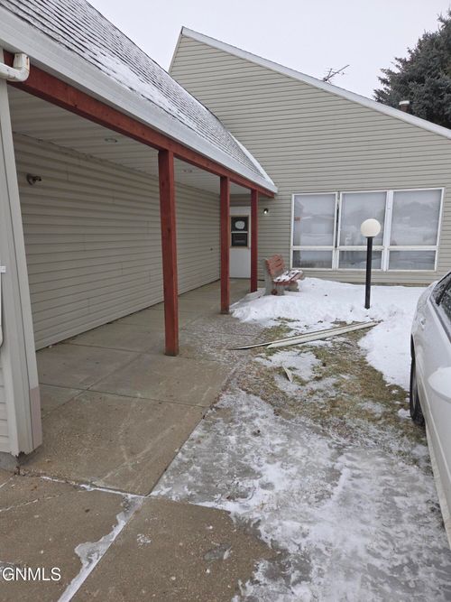 220 Church St, Flasher, ND, 58535-7101 | Card Image