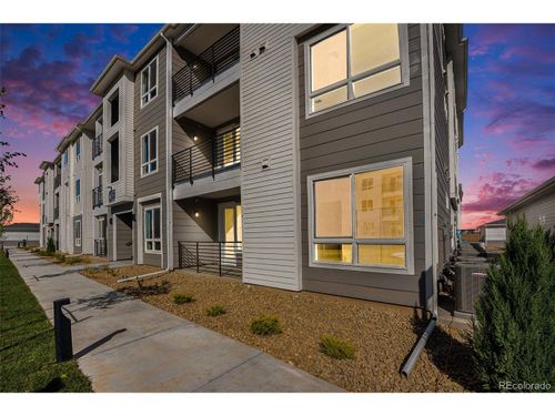 303-6153 N Ceylon St, Denver, CO, 80249-7848 | Card Image