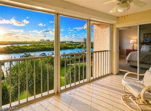 503-300 Horse Creek Dr, NAPLES, FL, 34110-6029 | Card Image