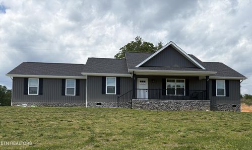 100 Jack St, Tazewell, TN, 37879-4720 | Card Image