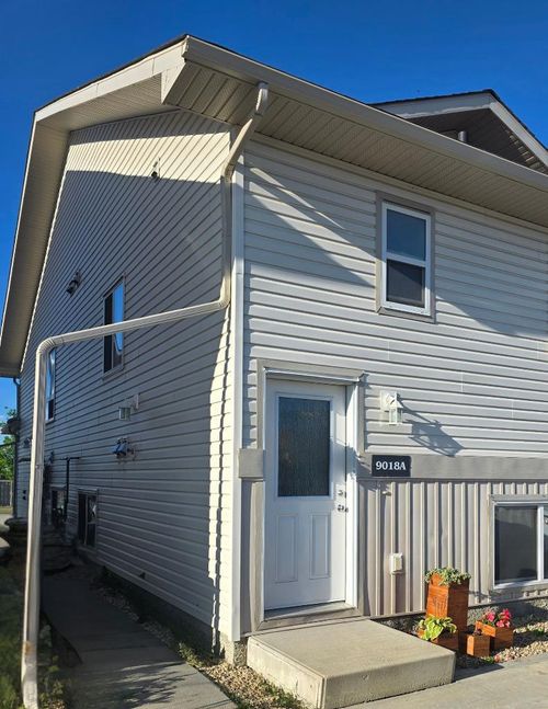 a-9018 92 Avenue, Grande Prairie, AB, T8X0H1 | Card Image