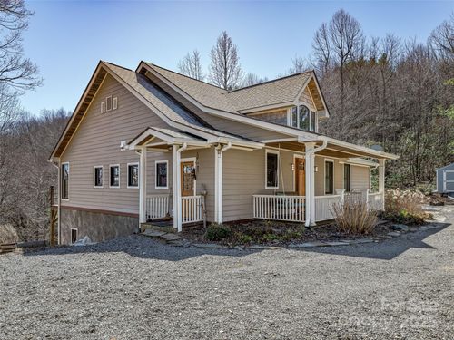 189 Prospectors Trl, Black Mountain, NC, 28711-8669 | Card Image