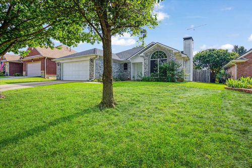4805 Indio Ln, Sherman, TX, 75092-4052 | Card Image