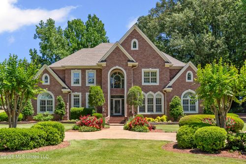 5138 Saint Andrews Cv, Olive Branch, MS, 38654-8229 | Card Image