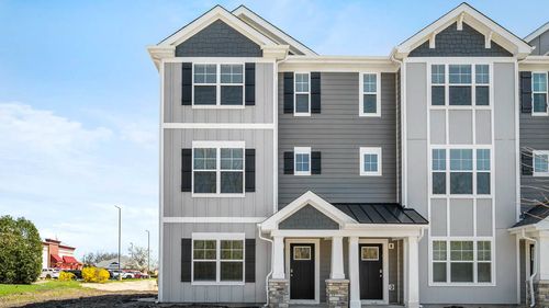 579 Yosemite Way, Mundelein, IL, 60060-3772 | Card Image