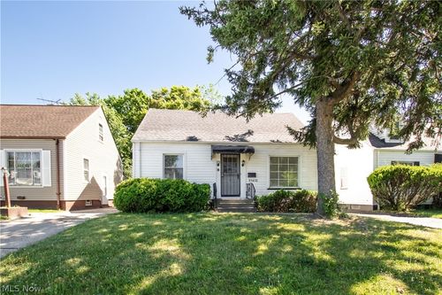 21412 Watson Rd, Maple Heights, OH, 44137-2117 | Card Image