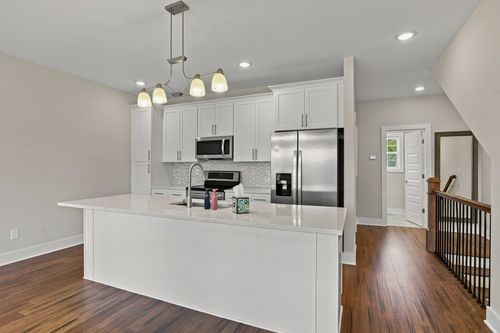 4-421 Elysian Fields Rd, Nashville, TN, 37211-4377 | Card Image
