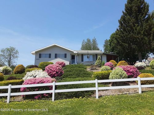 1057 N Garfield Ave, Scranton, PA, 18504-1254 | Card Image