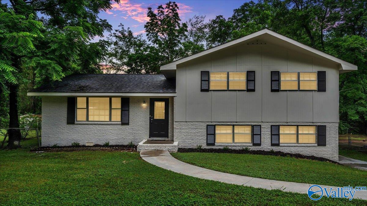 Delia Ln, Huntsville, AL 35810