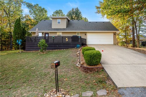 5 Cranfield Cir, Bella Vista, AR, 72714-3959 | Card Image