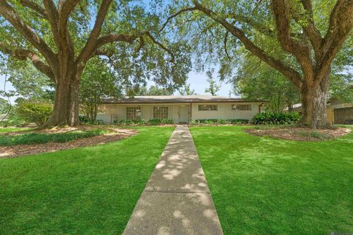 1684 Pollard Pkwy, Baton Rouge, LA, 70808-8897 | Card Image