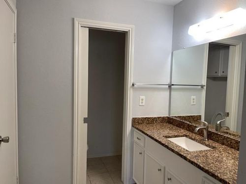 1326 Barrowgate Dr, Sugar Land, TX, 77498-2439 | Card Image