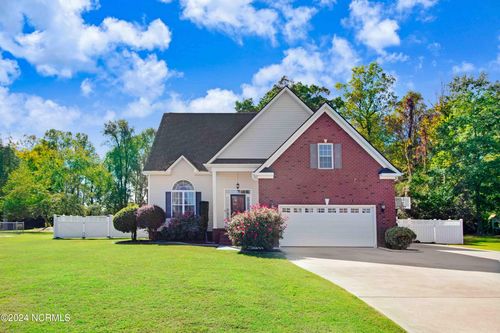 109 Laurel Drive, Pikeville, NC, 27863 | Card Image