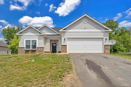 261 Crystal Ln, Evington, VA, 24550-3767 | Card Image