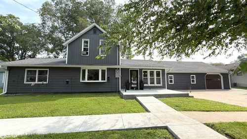 118 S Main St, Greene, IA, 50636-9407 | Card Image