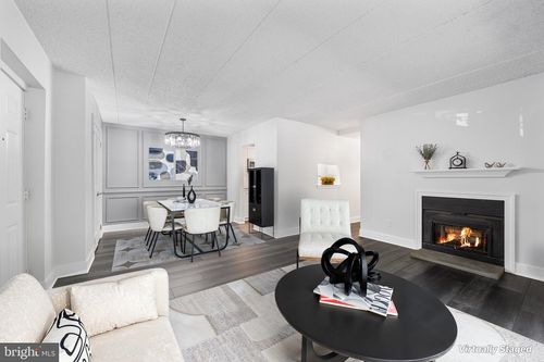 40 Le Forge Ct, CHESTERBROOK, PA, 19087-1223 | Card Image